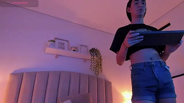 Mia_thompson_19 webcam