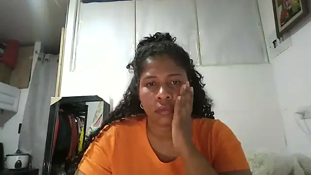 Ivon-09 webcam