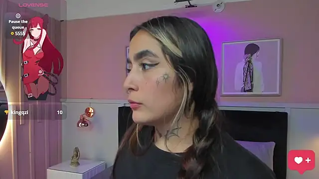 elodie_walker webcam