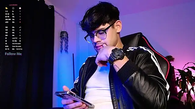 isaac-saenz webcam