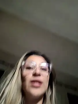 Isabella_Varella webcam