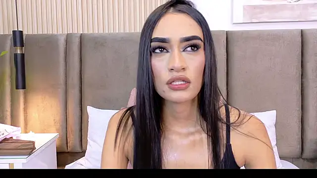 Sophie_DearGB webcam