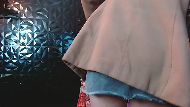 PINK__LOLA1 webcam