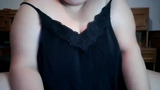 nicholle webcam