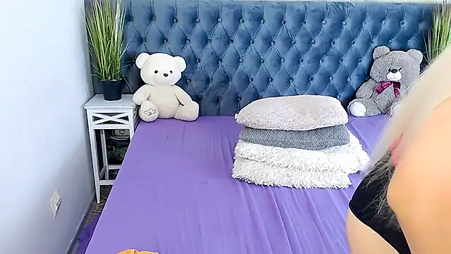 MilenaMiler_X webcam