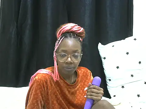 Pretty_brownskinn webcam
