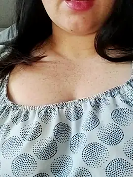ErikaVlovely webcam