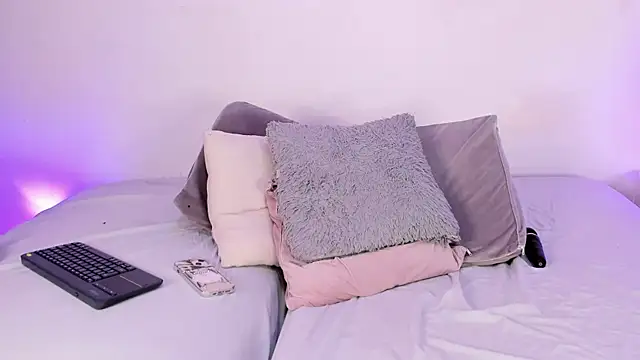isa_molly webcam