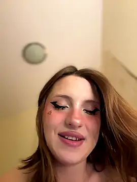 voyeur cam Melissa Cum