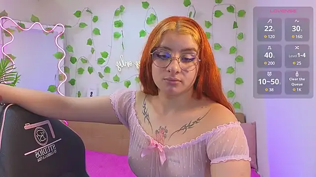 Naomy_tay1 webcam