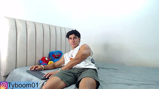 TYLER_BOOM webcam