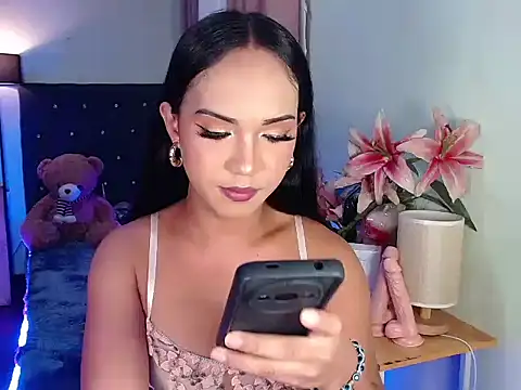urasianbigcock696 - UrasianBIGcock696's free webcam - UK Sex Cams