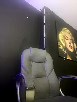 viktoria_davis_ webcam