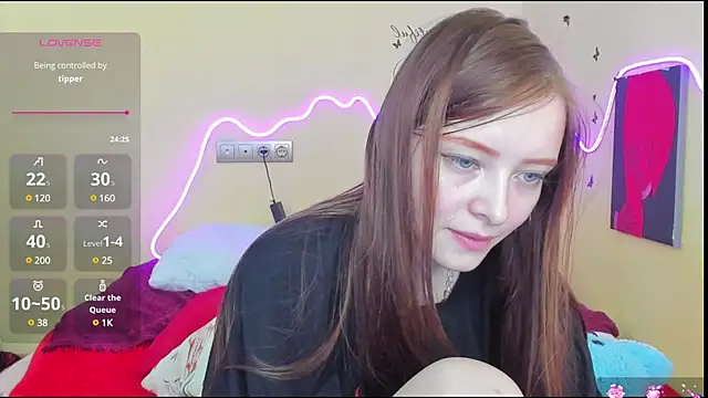 AliceHaris webcam