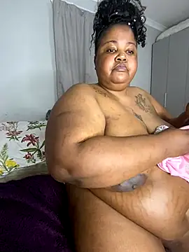 MissLola27 webcam