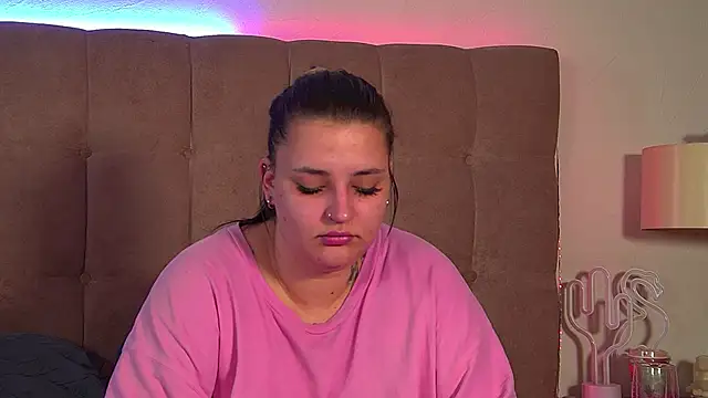 SaraOswald webcam