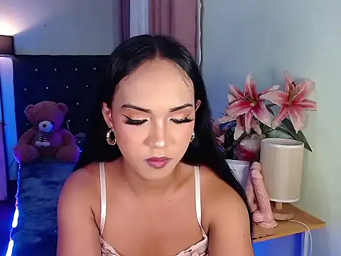 amateur nude cam UrasianBIGcock696