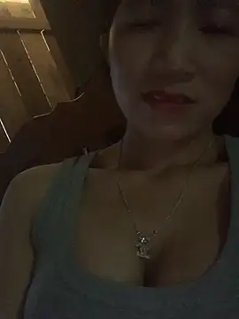 thiha003 - ThiHa003's free webcam
