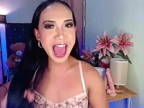UrasianBIGcock696 webcam