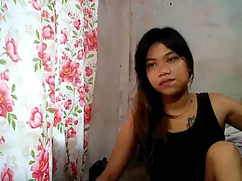 MorenaLovelyPinay24 webcam