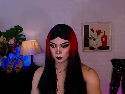 Hugecock_shantall webcam