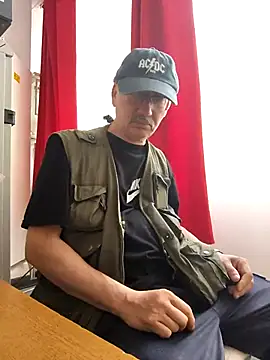 cumloverboyxx69 webcam