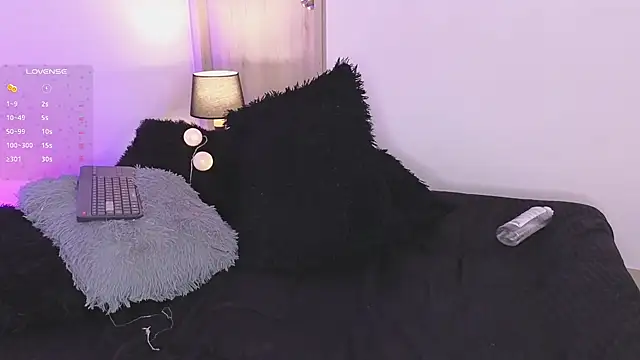 Модель: Kasey__