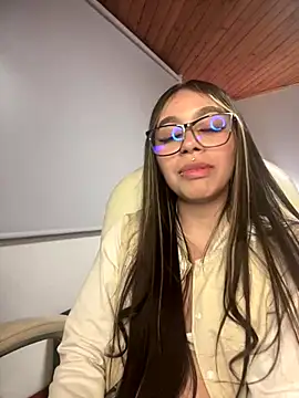 Cristina_pinkk webcam