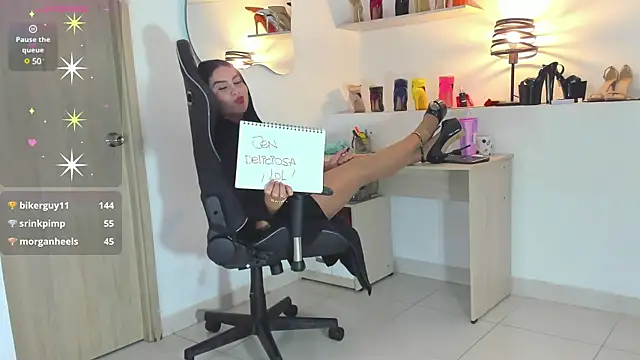 camillevegas - Camillevegas's free webcam - UK Sex Cams