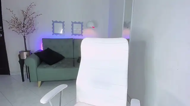 Susan_aziz webcam