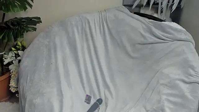 foxy_blond webcam