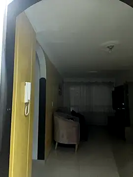 Модель: Valentina_cartier