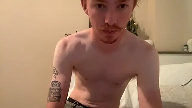 younghungginger - Younghungginger's free webcam - UK Sex Cams