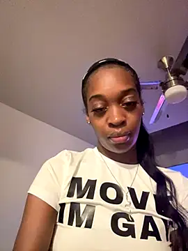 PrettypetitePrincess webcam