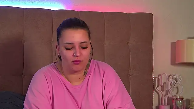 SaraOswald webcam