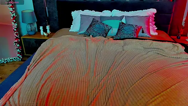 Meowrora webcam