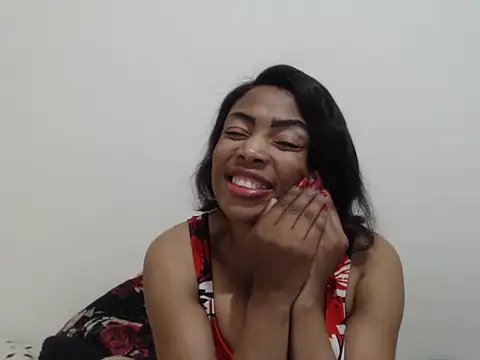 sexymoansxx - SEXYMOANSXX's free webcam - UK Sex Cams