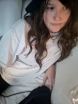Aluuris_Moonlight webcam