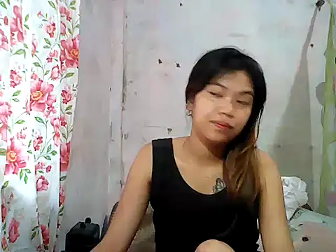 MorenaLovelyPinay24 webcam