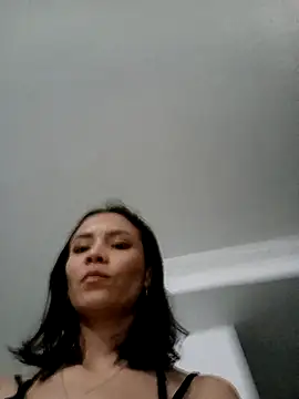 julieta-latinlady webcam