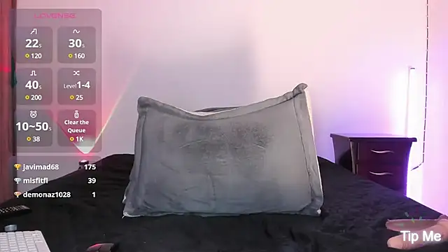 aisha_braunn webcam