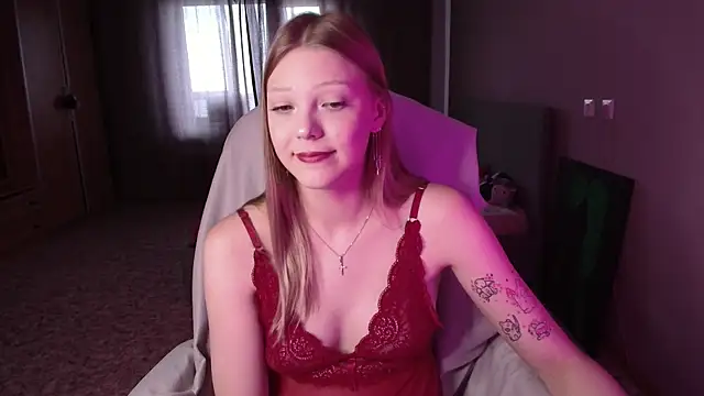 miawhip webcam
