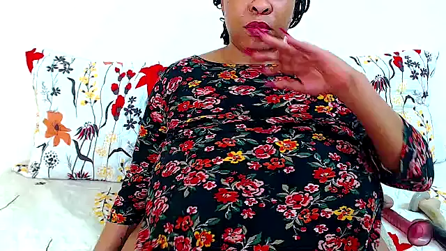Ebonylovelyx