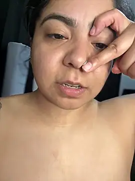 kimmiakiss22 webcam