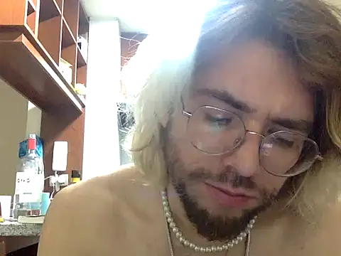 Claudecrystal webcam