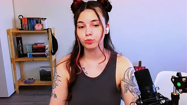 peaachybabe__ webcam