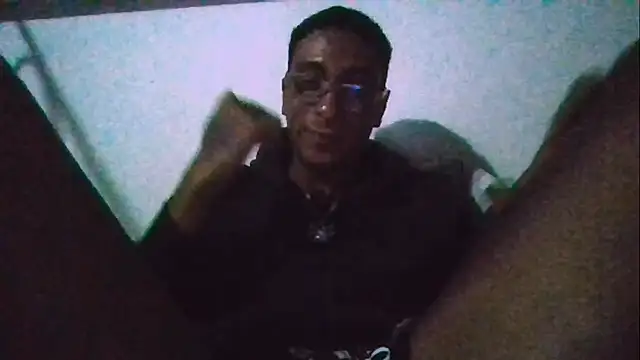 Jose_Smoke webcam
