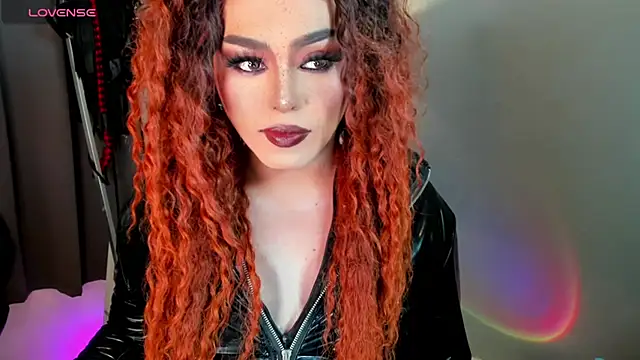 DominaAurumXXX webcam