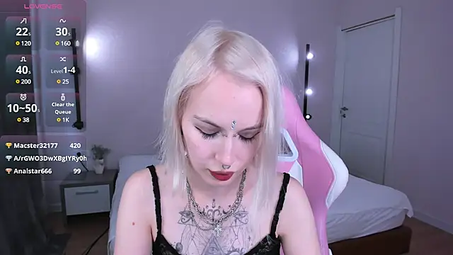 Melanie_Mason