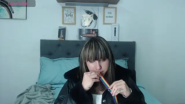 zohet_kriss webcam